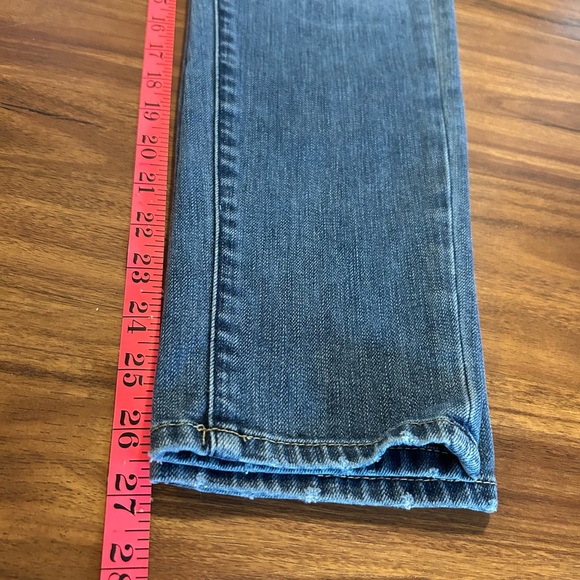 Ambercrombie &Fitch distressed size 2 skinny woman’s jeans waist 26 - Picture 9 of 13